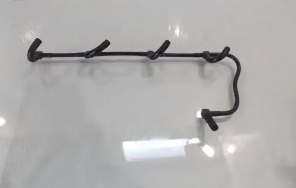 Renault Modus Fuel line pipe 