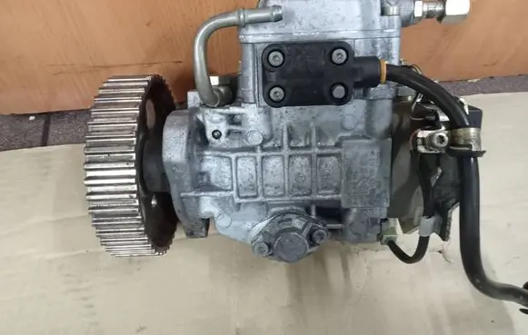 Ford Galaxy Fuel injection high pressure pump 0460404971 976540 028130115M