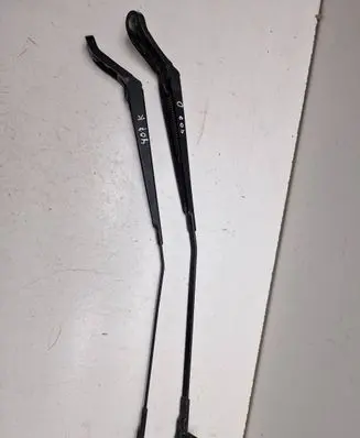 Peugeot 407 Front wiper blade arm 74560