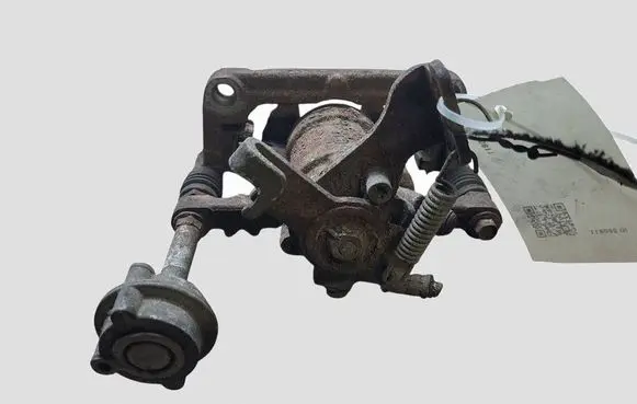 Opel Astra J Rear brake caliper
