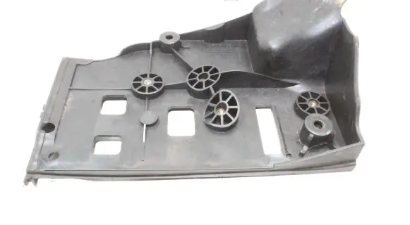 Land Rover Discovery 3 - LR3 Battery box tray DWM500021