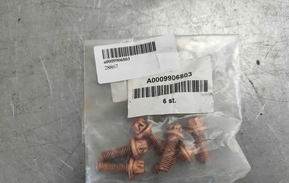 Mercedes-Benz A W177 AMG Nuts/bolts A0009906803