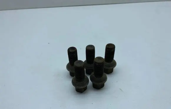 Nuts/bolts