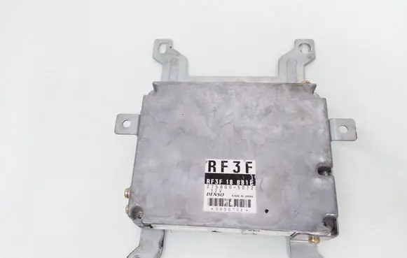 Mazda 323 F Engine control unit/module 2758005072 RF3F18881C 005072E