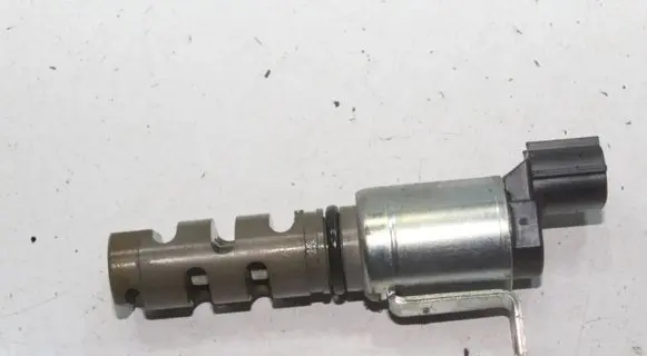 Lexus IS III XE30 Camshaft speed sensor 337010