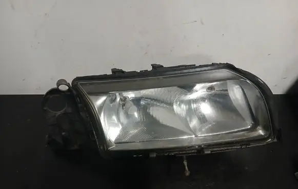 Volvo S80 Headlight/headlamp 89002807