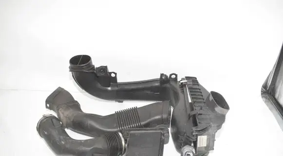 BMW 5 F10 F11 Intercooler hose/pipe 7185168 8514090 8513454