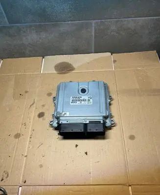 Volvo XC60 Engine control unit/module P31303388 1039S33755 0281015286