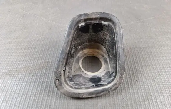 Toyota Proace Fuel tank cap trim 9809069377 9809104677