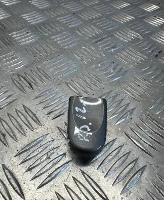 Volkswagen Touran II Front door handle cover 