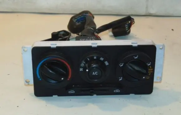 KIA Rio Climate control unit 0K32A61190