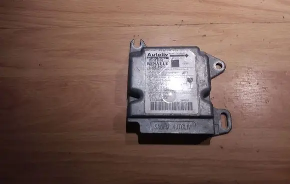 Renault Scenic I Airbag control unit/module 7700418434D