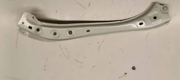 Toyota C-HR I Radiator mount bracket