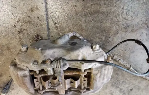 Mercedes-Benz S W221 Front brake caliper 0034206483