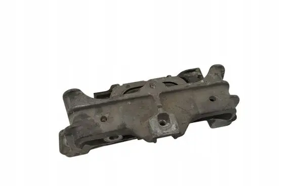 Mercedes-Benz B W246 W242 Engine mount bracket A2462401617