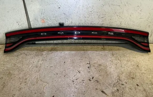 Dodge Charger Tailgate rear/tail lights 68213147AE 2042816 10S3701