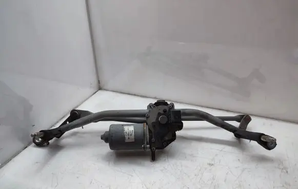 Jaguar XF X250 Front wiper linkage and motor 8X2317500BD