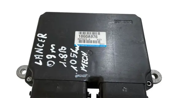 Mitsubishi Lancer VIII Engine control unit/module 1860A976 E6T72373H 8121