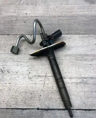 Audi A6 S6 C6 4F Fuel injector 03L130277 0445116 090126