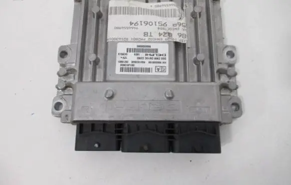 Peugeot 5008 Engine control unit/module 9666556980 9666098180