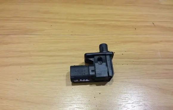 BMW 3 E46 Bonnet alarm switch sensor 8352229