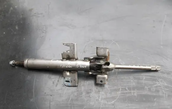 Citroen C-Zero Steering wheel axle 021211