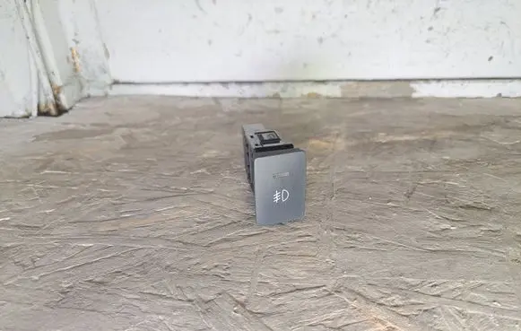 Hyundai Getz Fog light switch 