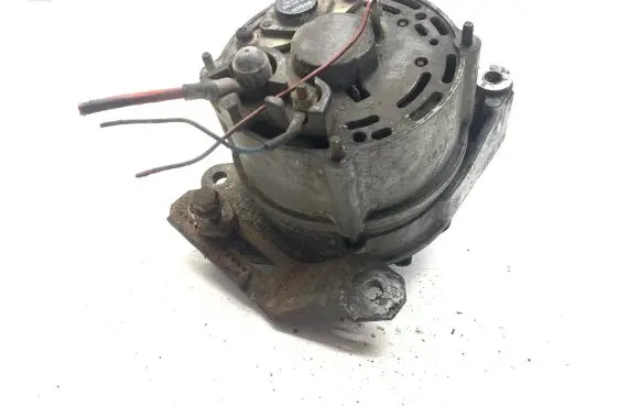 Volkswagen Polo II 86C 2F Generator/alternator 031903023C 0120488241