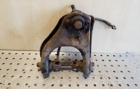 Opel Frontera A Front lower control arm/wishbone 