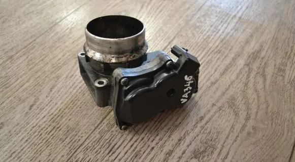 Renault Master III Throttle body valve 161A01670R