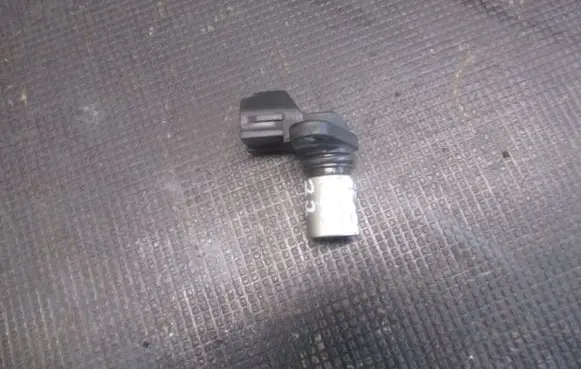 Toyota Corolla Verso AR10 Crankshaft position sensor 