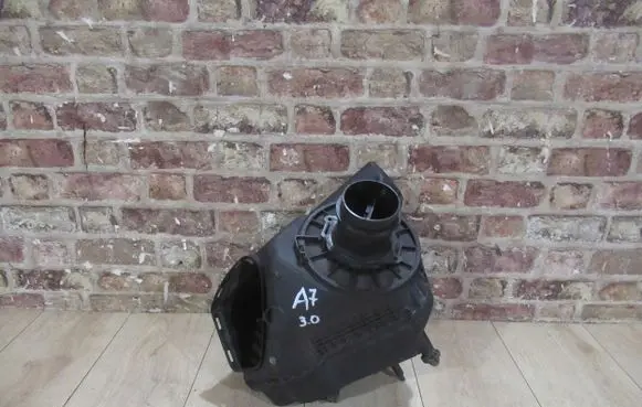 Audi A7 S7 4G Air filter box cover 