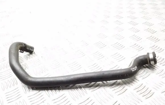 Mercedes-Benz E W211 Engine coolant pipe/hose A2118302515
