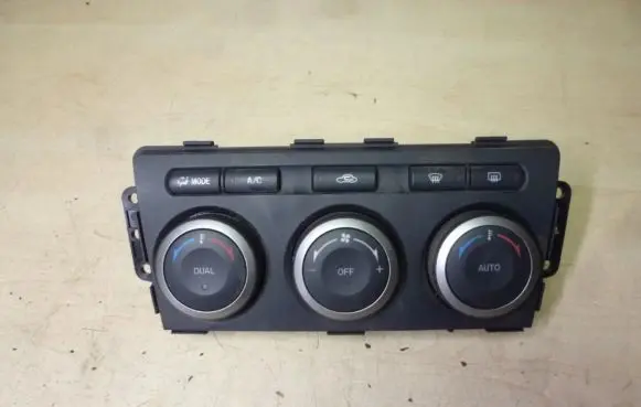 Mazda 6 Climate control unit GAP361190A K438