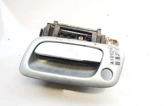 Opel Zafira A Front door exterior handle GM712