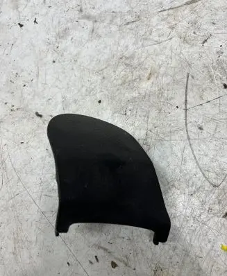 Mercedes-Benz C W204 Front door seat control surround trim A2049180330 74010009 6029318L