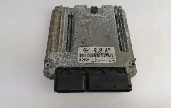 Volkswagen Golf V Engine control unit/module 03G906016CB