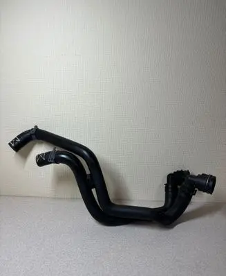 Volkswagen Golf VII Engine coolant pipe/hose 5Q0121156C