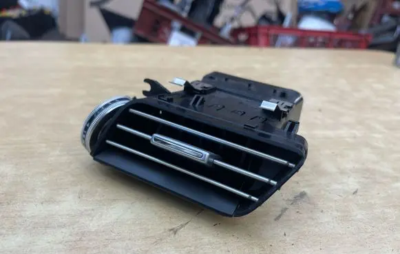 Mercedes-Benz E W212 Dashboard side air vent grill/cover trim A2128303454