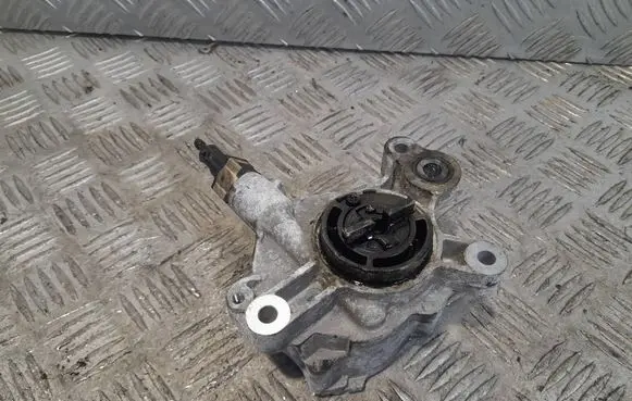 Ford Mondeo MK IV Vacuum pump D1651C11009S