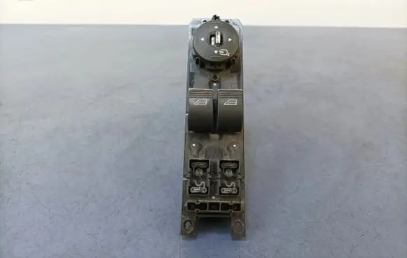 Ford Fiesta Electric window control switch C1BT14A132BA