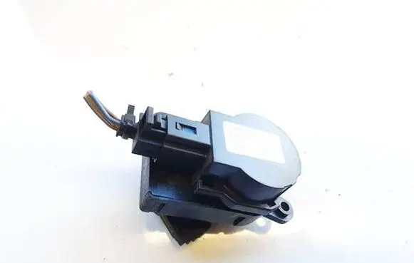 Ford C-MAX II Air flap motor/actuator AV6N19E616AA