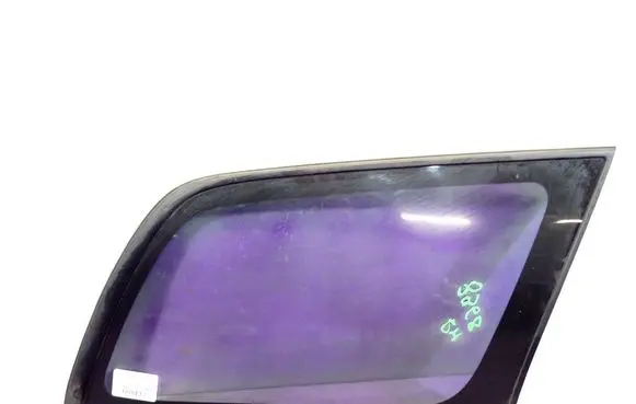 Toyota Corolla E120 E130 Rear side window