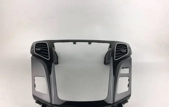 Hyundai i40 Radio/GPS head unit trim 847403Z000 84740-3Z000 U09C973810A