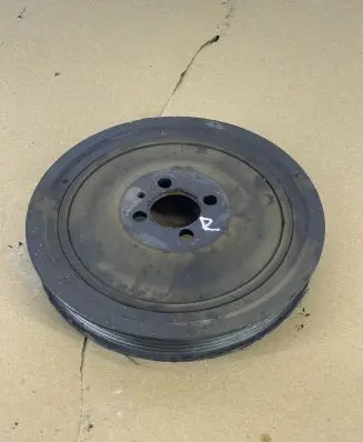 Opel Insignia A Crankshaft pulley 55563401