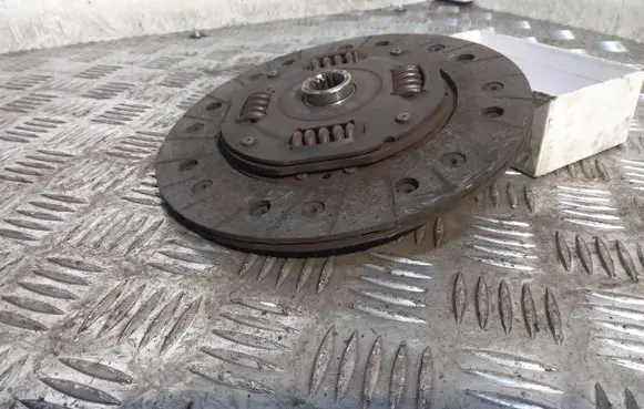 Opel Combo C Clutch pressure plate 131878000636 332350714 55351769