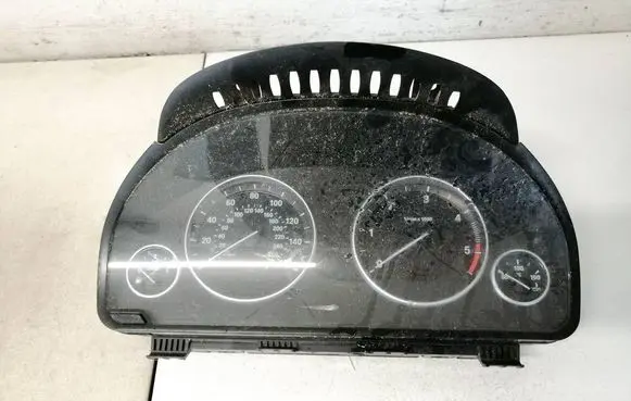 BMW 5 F10 F11 Speedometer (instrument cluster) 924934701