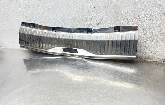 Opel Astra H Trunk/boot sill cover protection 13213589 332004790 14301