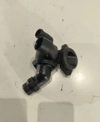 Thermostat/thermostat housing