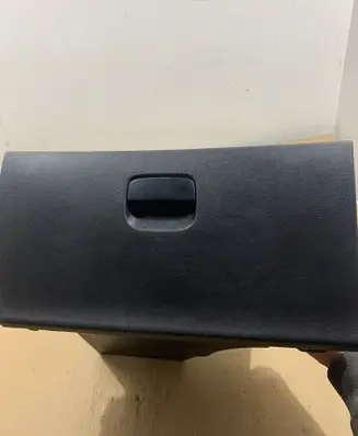 Peugeot 308 Glove box 9655993677